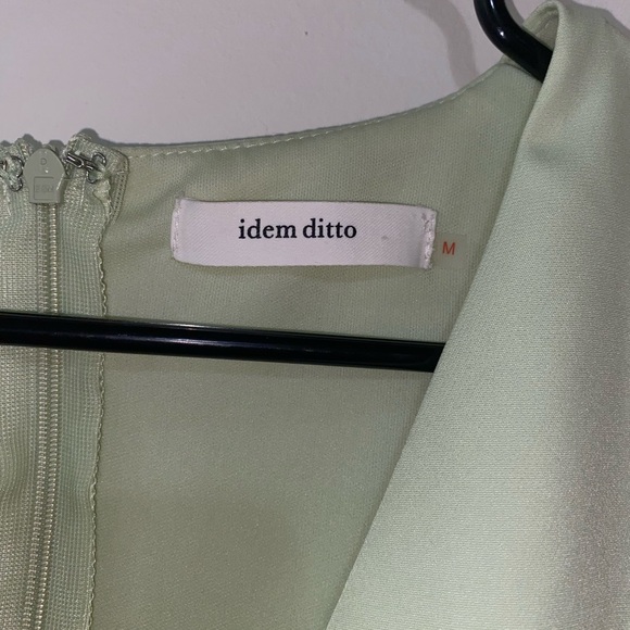 Item Ditto Dress - Picture 3 of 7